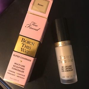 Too Faced Born this way concealer